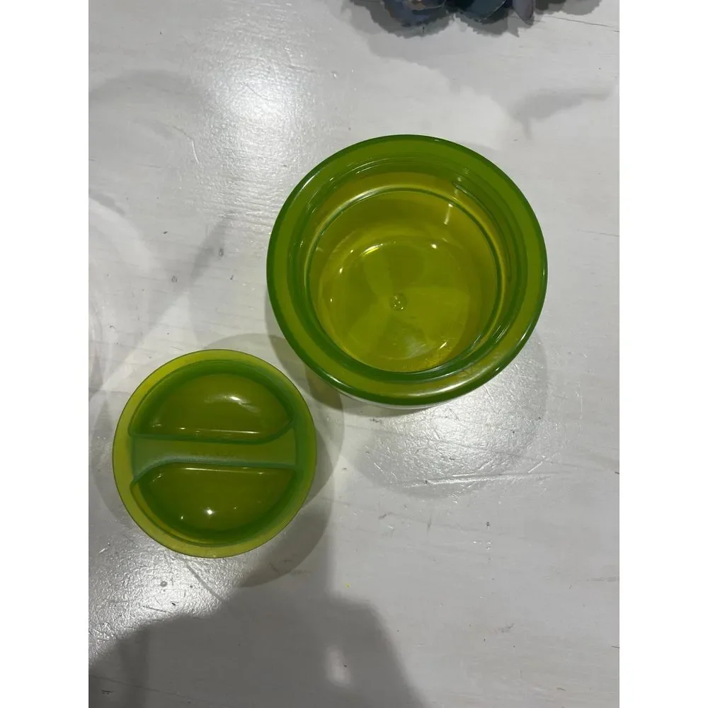 Komax green Salad Bottle with Leak Proof Salad Dressing Case‎